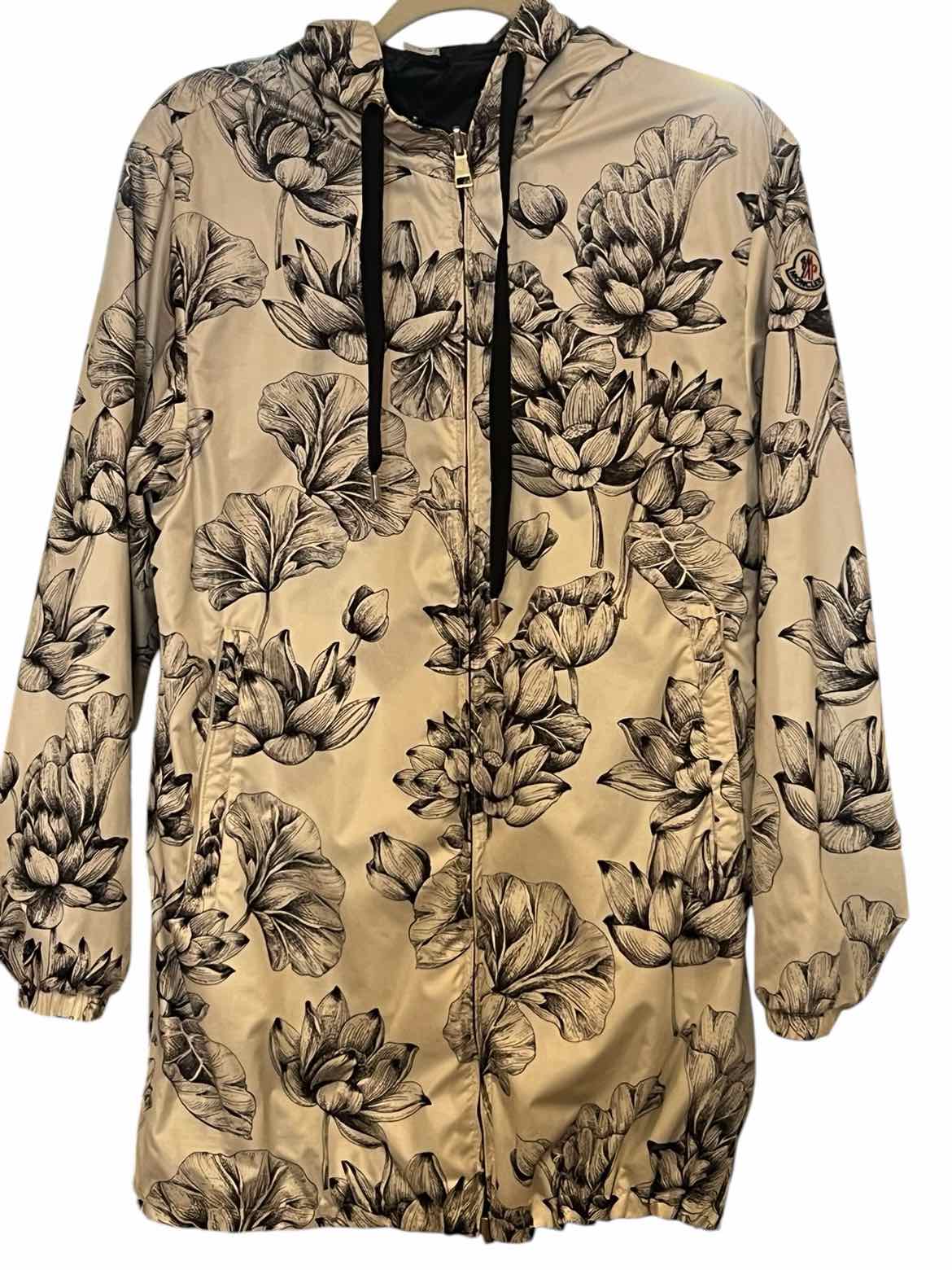 Moncler Size sm/med BLK/WH Jacket