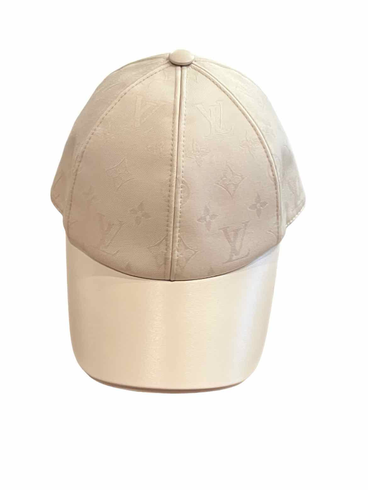 LOUIS VUITTON Size M Cream Hat