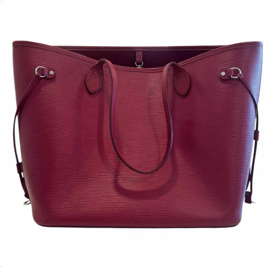 LOUIS VUITTON Size MM fuchsia/silver hardware Purse