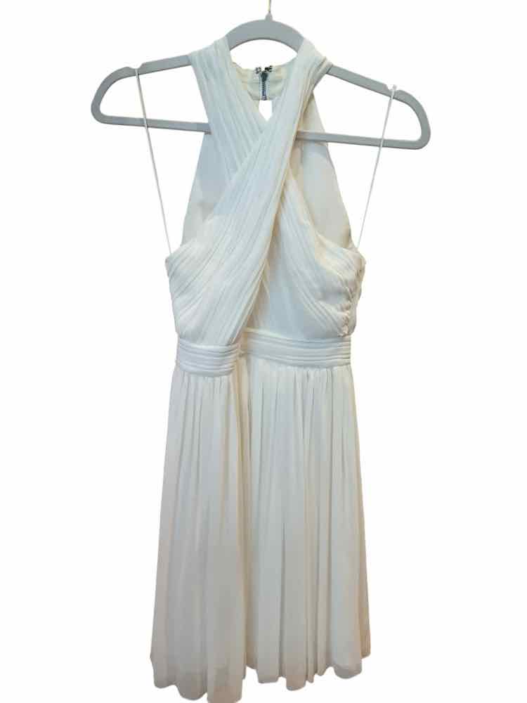 Alice + Olivia Size 0 Ivory Bridal