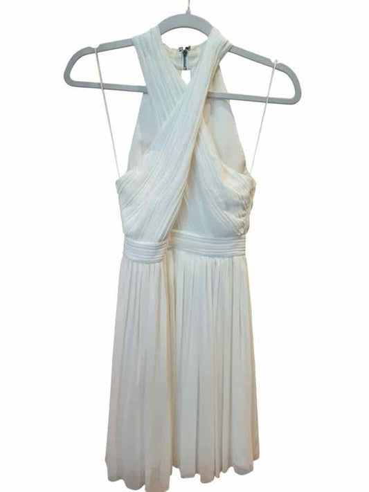 Alice + Olivia Size 0 Ivory Bridal