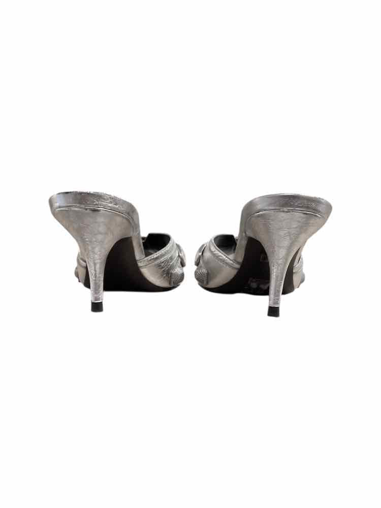BALENCIAGA Size 38.5 silver Shoes