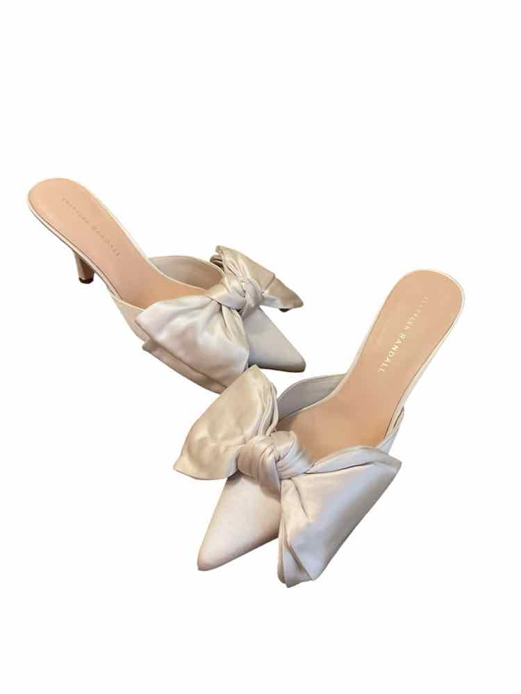 Loeffler Randall Size 8 White Shoes