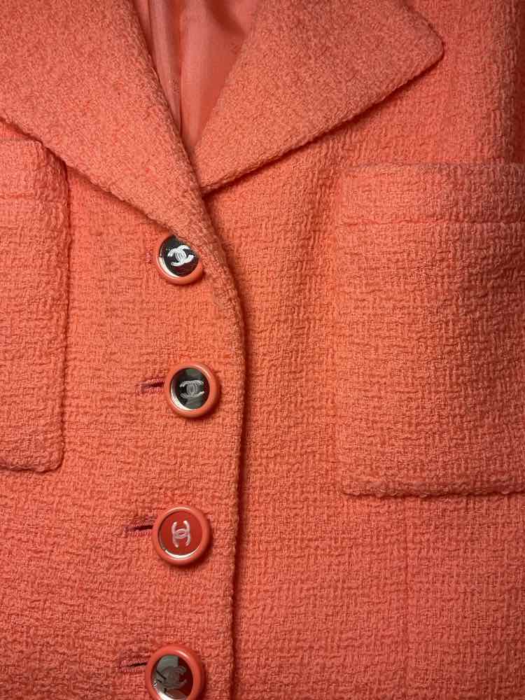 Chanel Size 40 melon suit