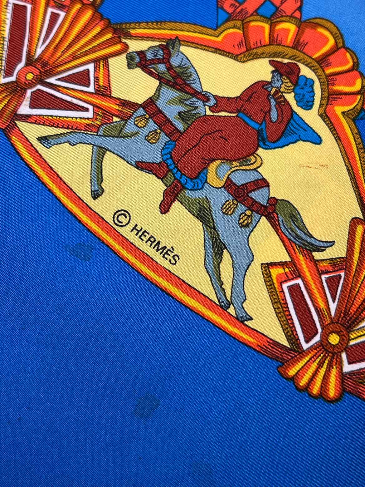 Hermes Size 90 blu/org/yel Scarf