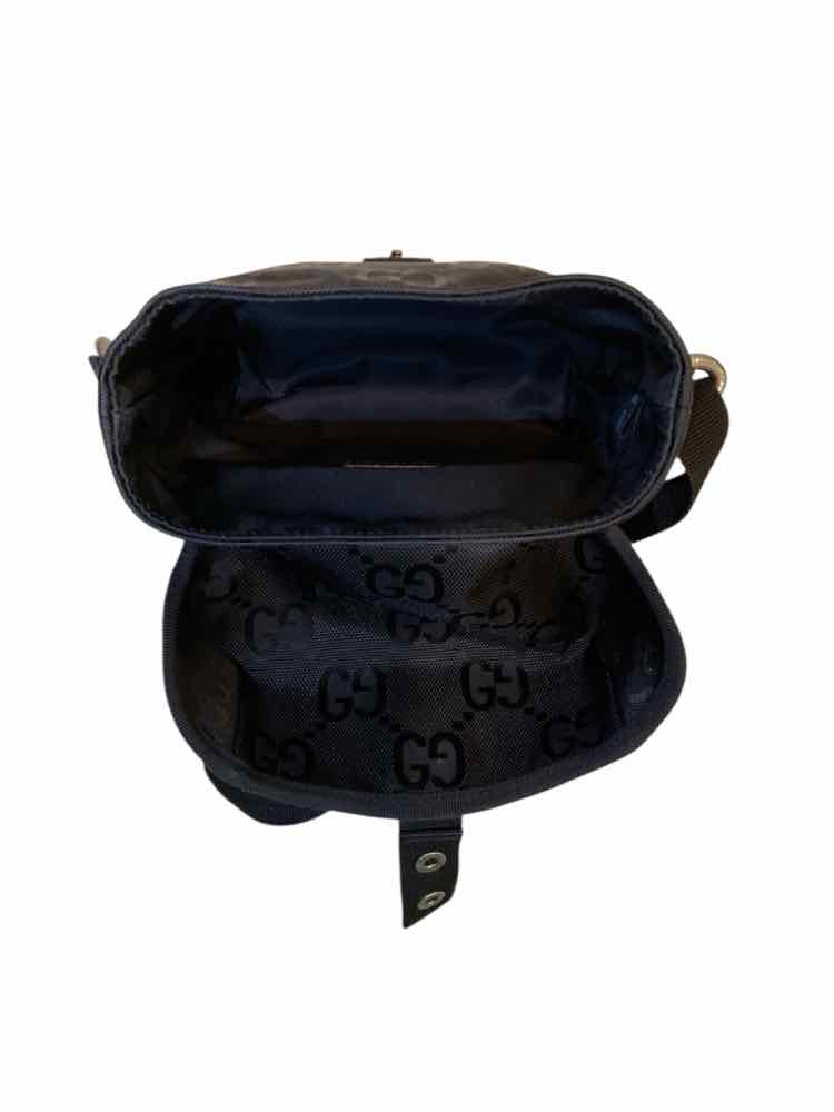 GUCCI Size Small black/logo Purse