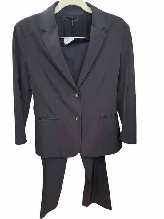 The Row Size 6 Black suit