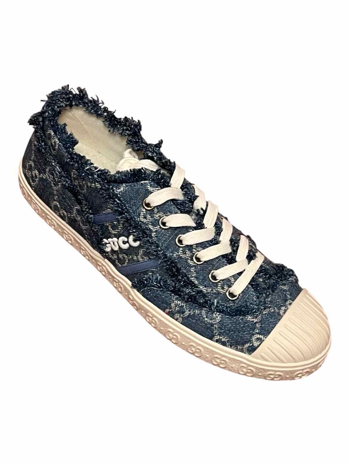 GUCCI Size 38 BLUE/WHITE Shoes