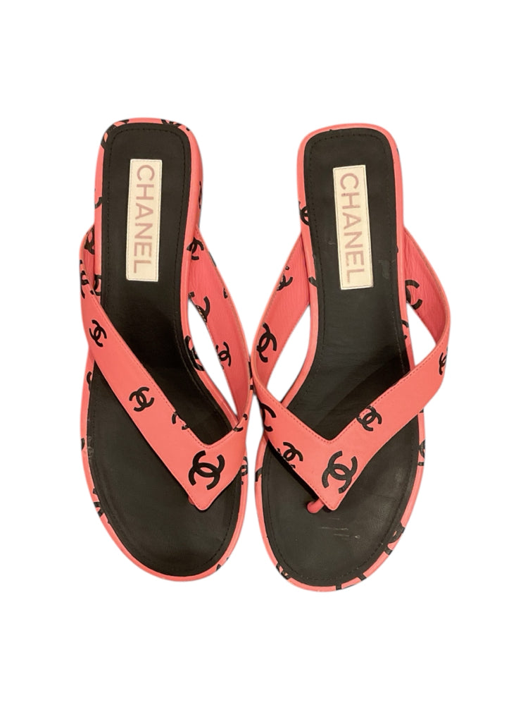 Chanel Size 40 PK/BLK Shoes