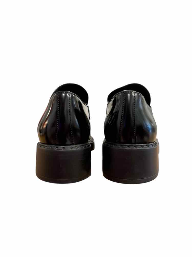 Prada Size 38.5 Black Shoes