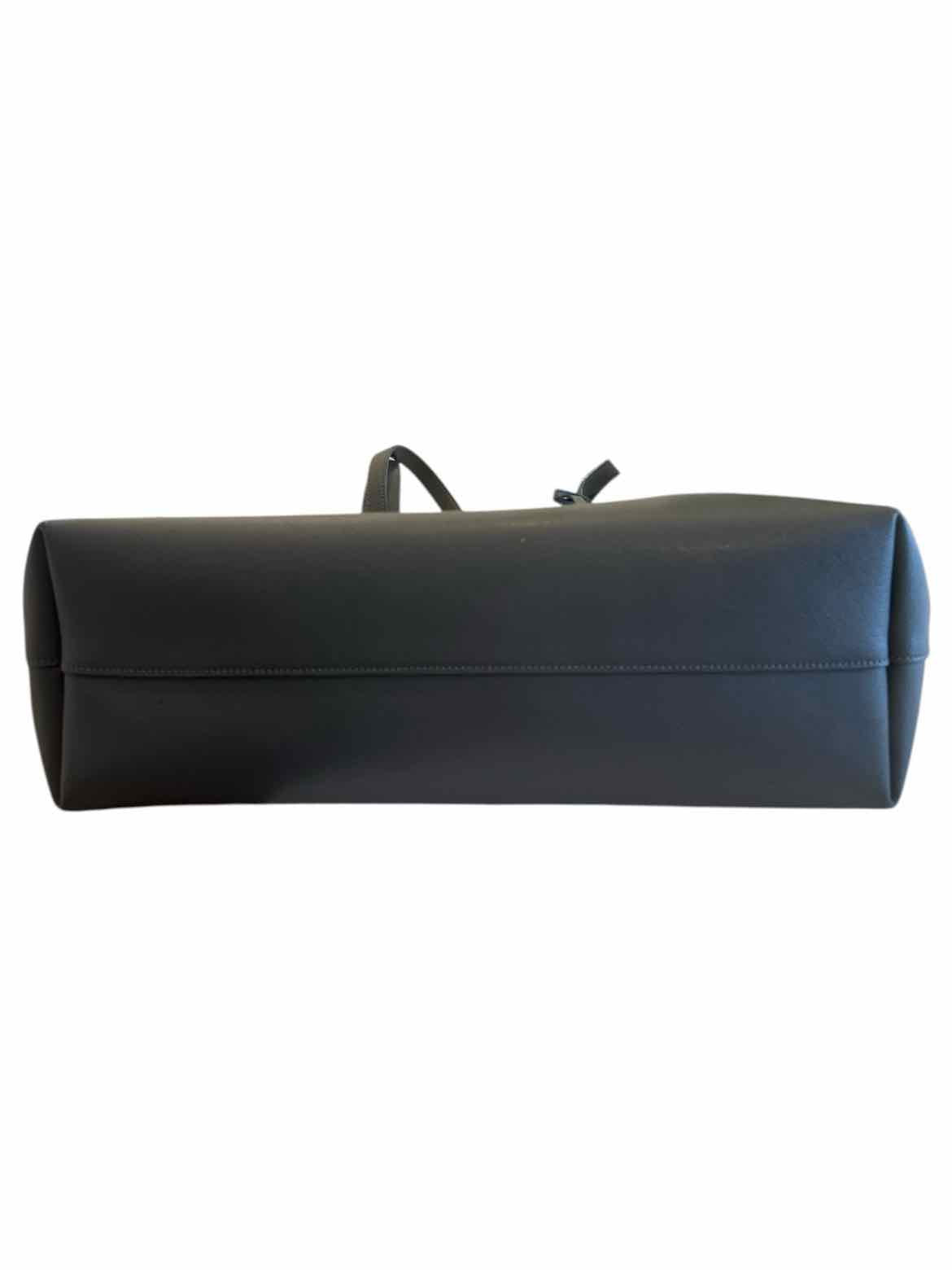Saint Laurent Size Large Storm Purse
