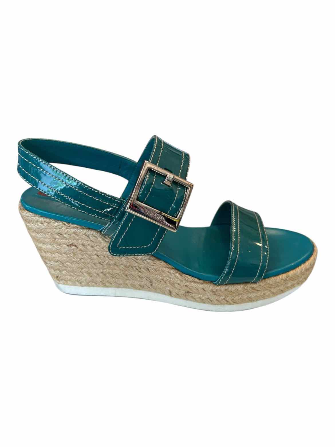 Prada Size 39 Green Shoes