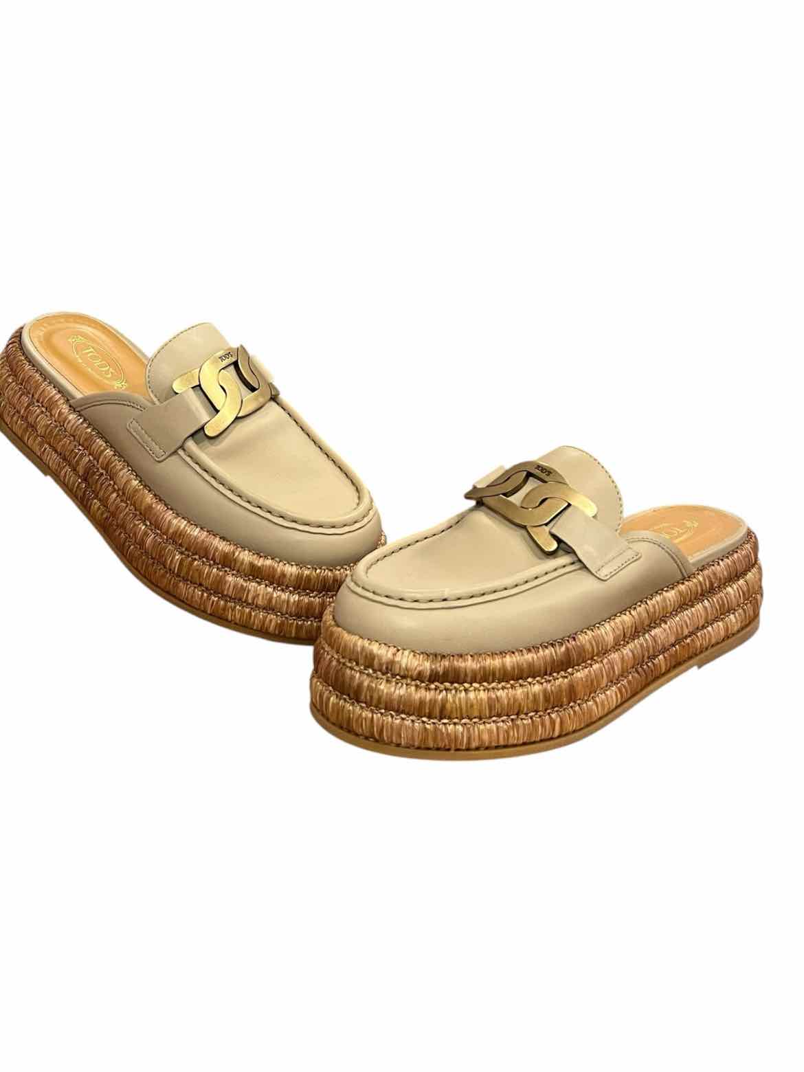 Tod's Size 36 BROWNS Shoes