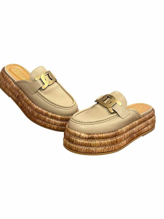 Tod's Size 36 BROWNS Shoes