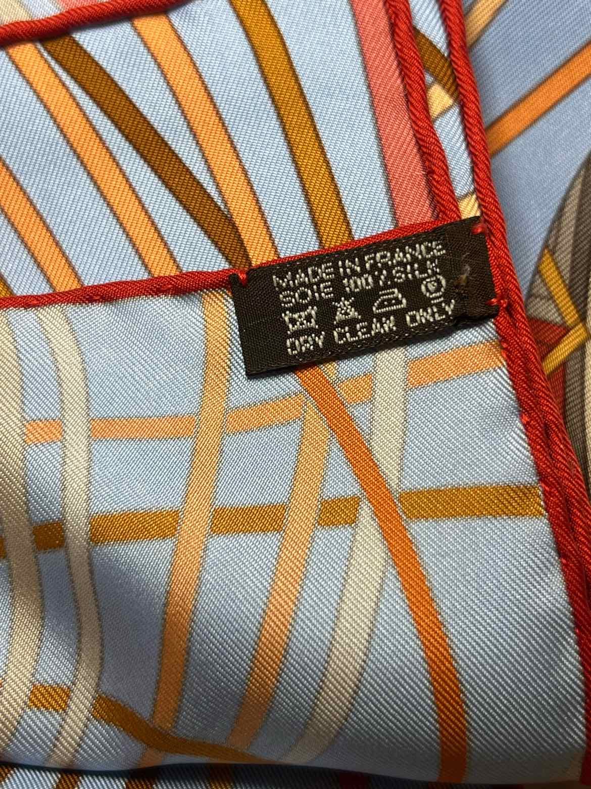 Hermes Size 90 red/blu/org/pk Scarf