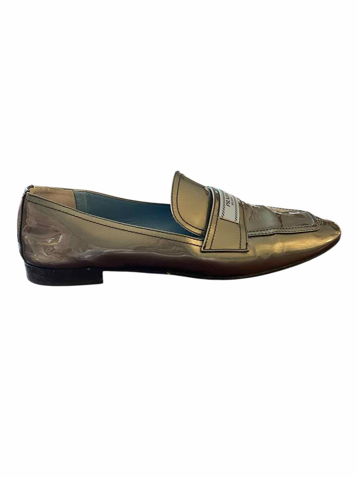 Prada Size 38 Grey Shoes