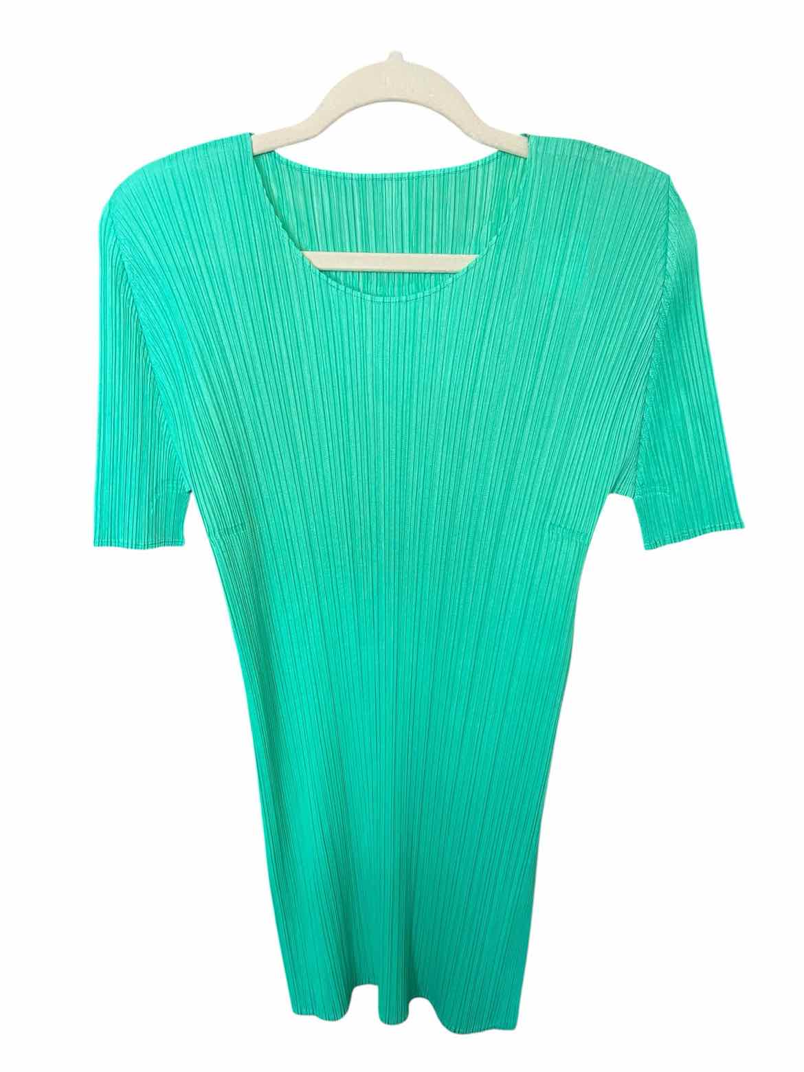 Pleats Plesde-Issey Miyake Size Large Green Blouse