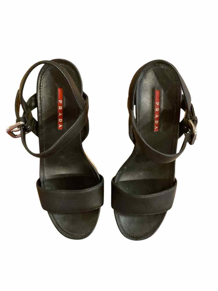 Prada Size 6 Black Shoes