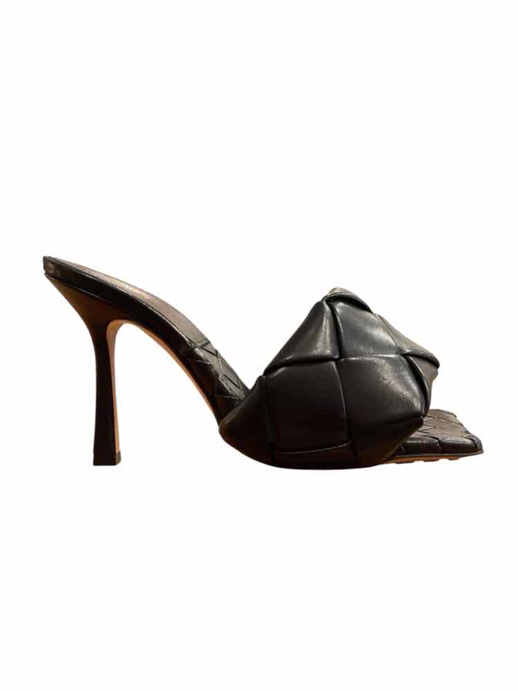 Bottega Veneta Size 36.5 Black Shoes