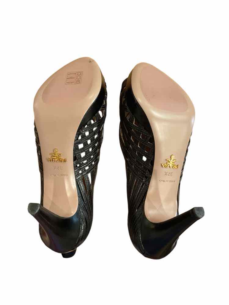 Prada Size 37.5 Black Shoes