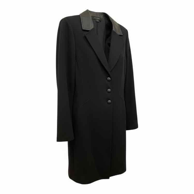 ST JOHN Size 12 Black Coat