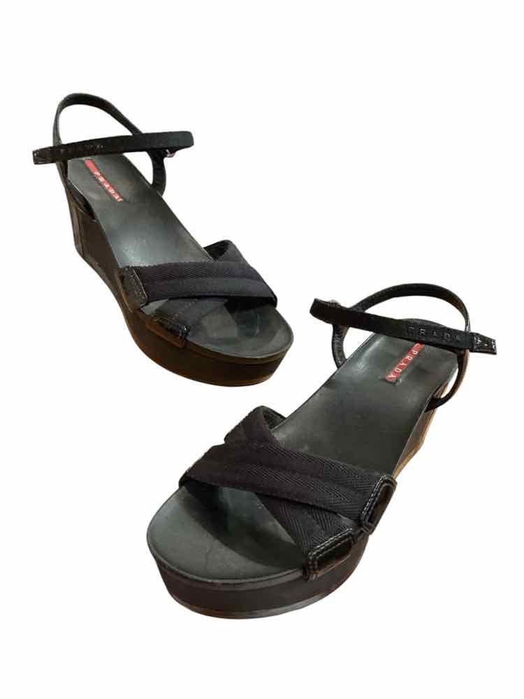 Prada Size 7 Black Shoes