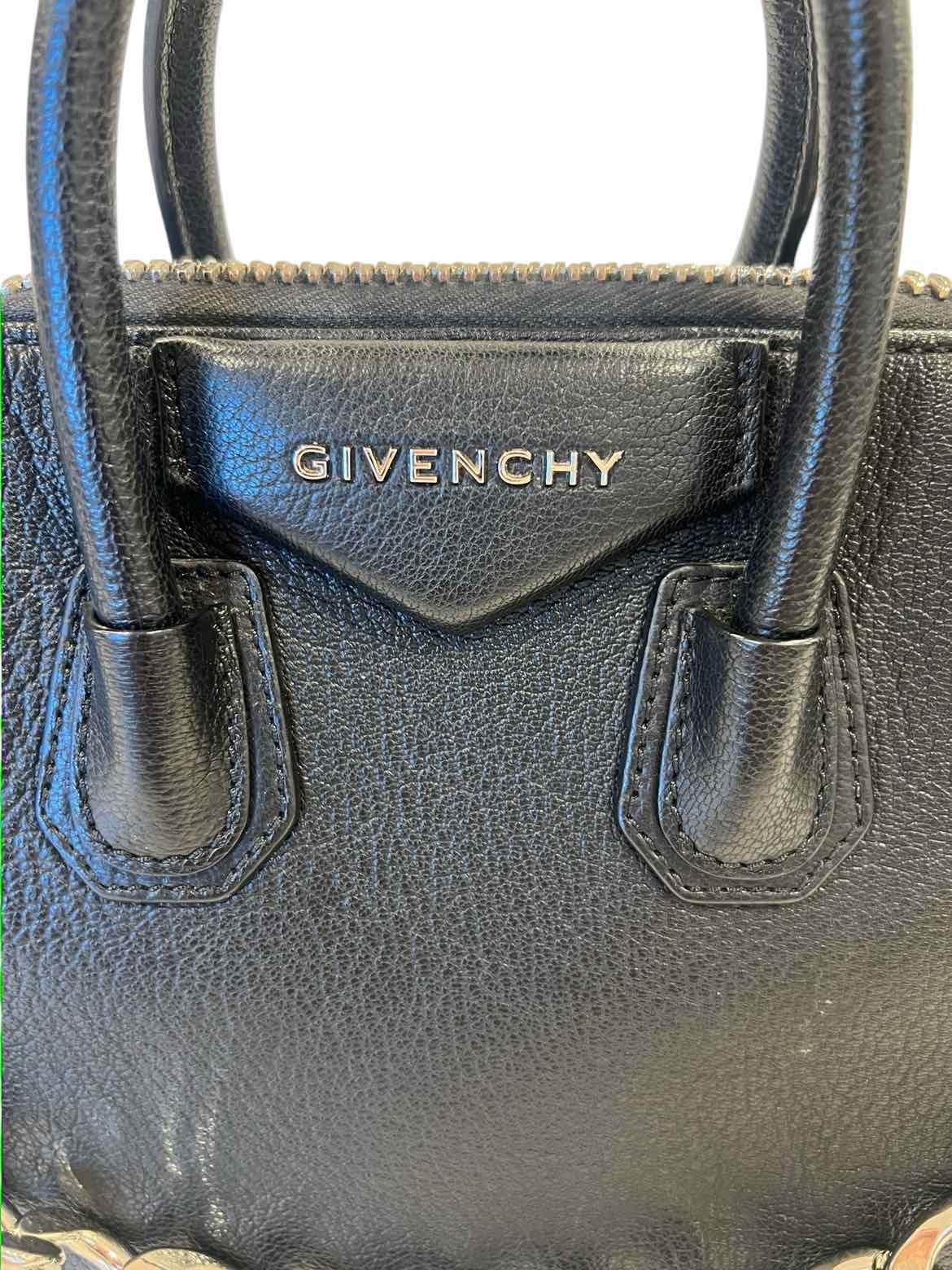 GIVENCHY Size Small black/silver Purse