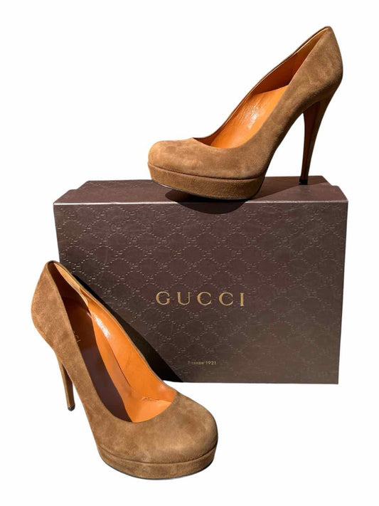 GUCCI Size 38.5 BROWN Shoes