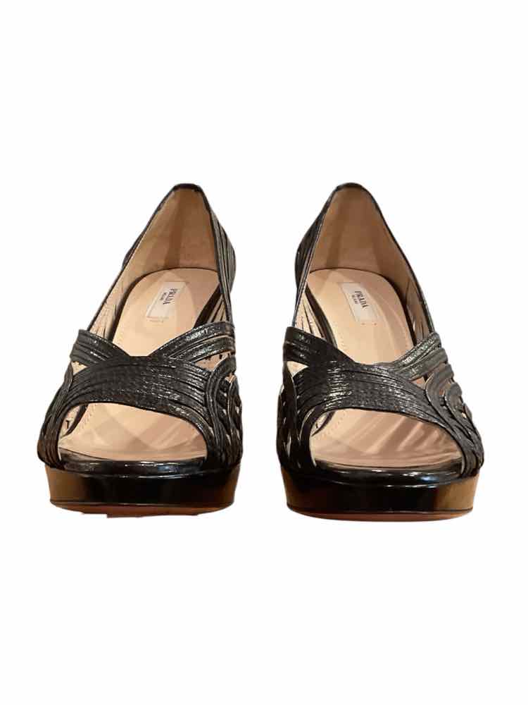 Prada Size 37.5 Black Shoes