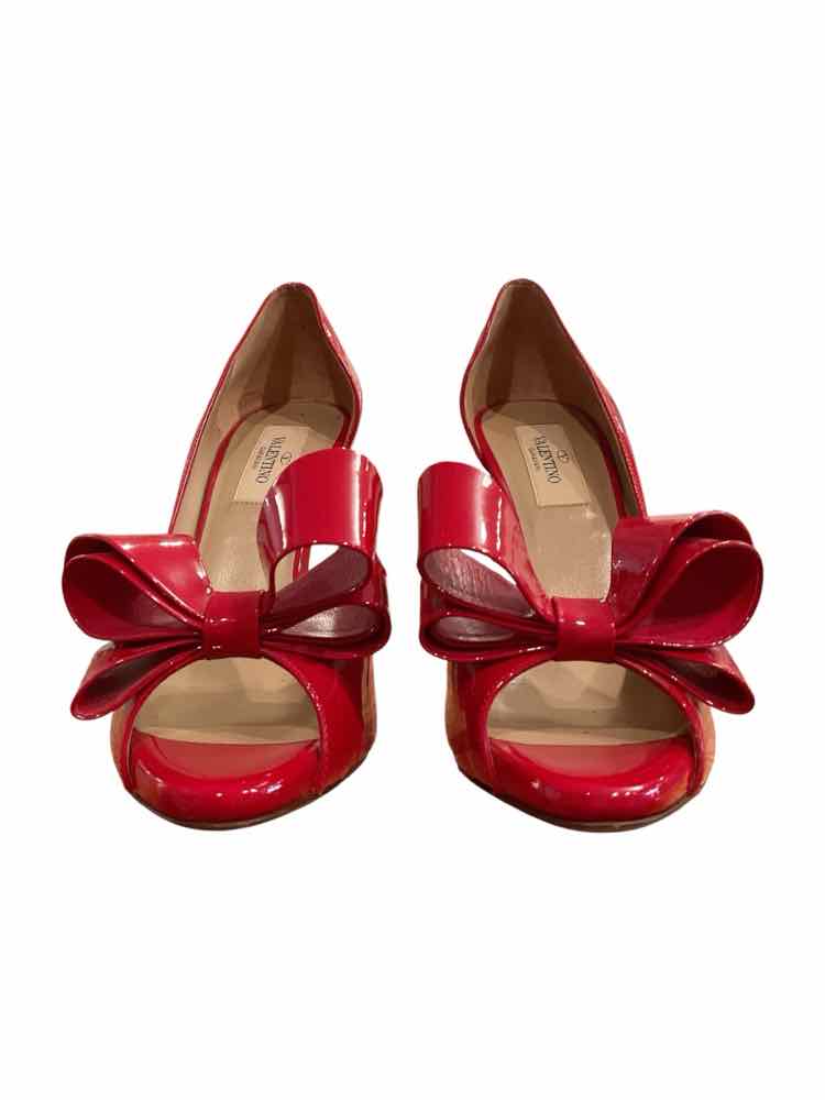Valentino Size 36 red patent Shoes