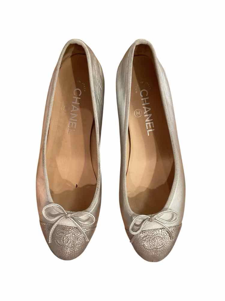 Chanel Size 38.5 silver Shoes