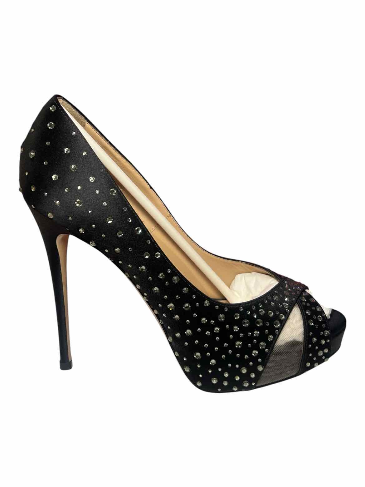 Valentino Size 36 Black Shoes