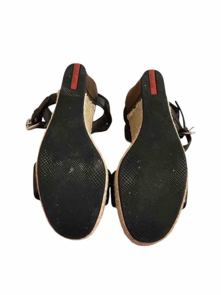 Prada Size 6 Black Shoes